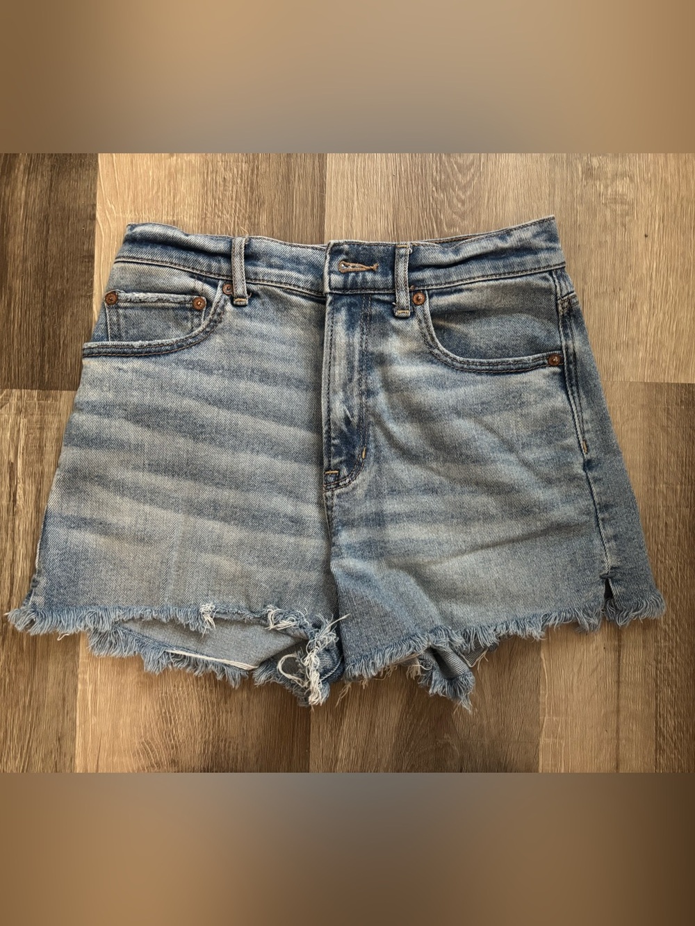 AE Shorts